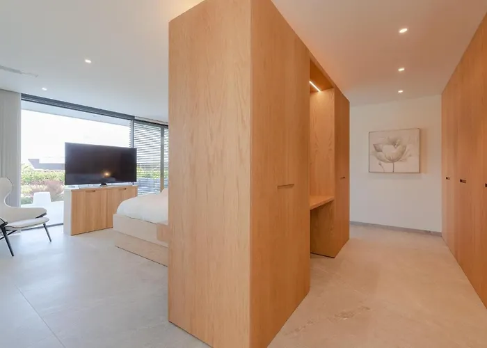 Karat Macaronesia * Адехе